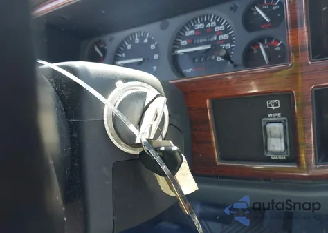 1995 Jeep Cherokee Country из США, поврежденный, VIN 1J4FJ78S9SL666002